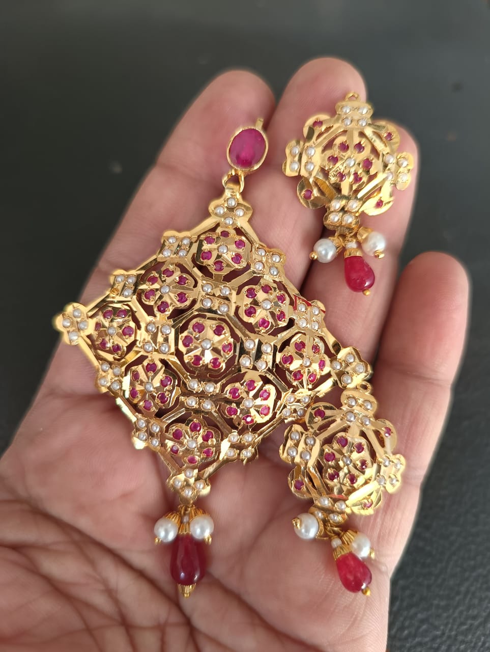 jadau pendent set